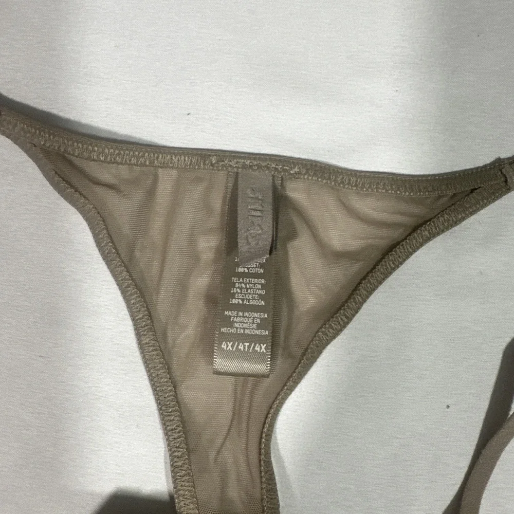 NEW $40 SKIMS [ 2PC 4X ]‎ ULTRA FINE MESH STRING Thong in Black + Truffle T2040